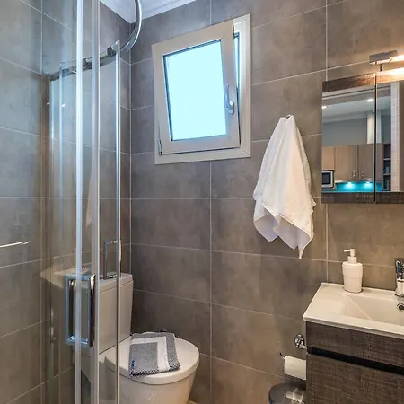 Pansion Ermioni شقة