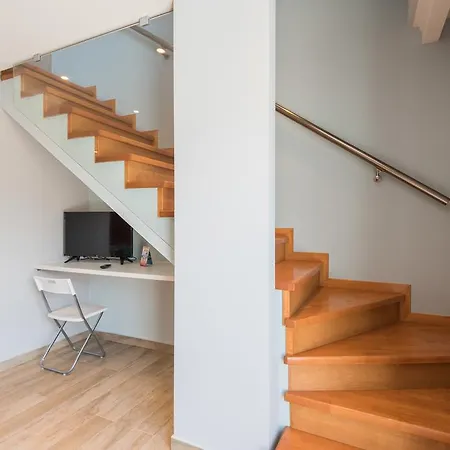 Pansion Ermioni شقة